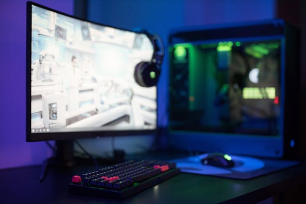 Gaming Monitor 240Hz