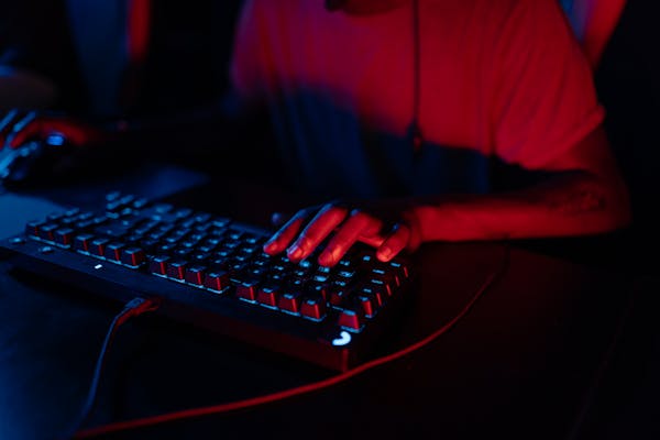 Razer Huntsman V3 Pro — 2